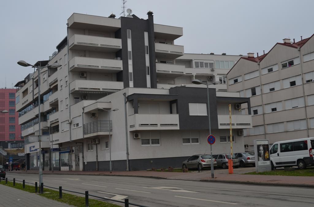 Apartment Viktor,Parking Osijek Værelse billede