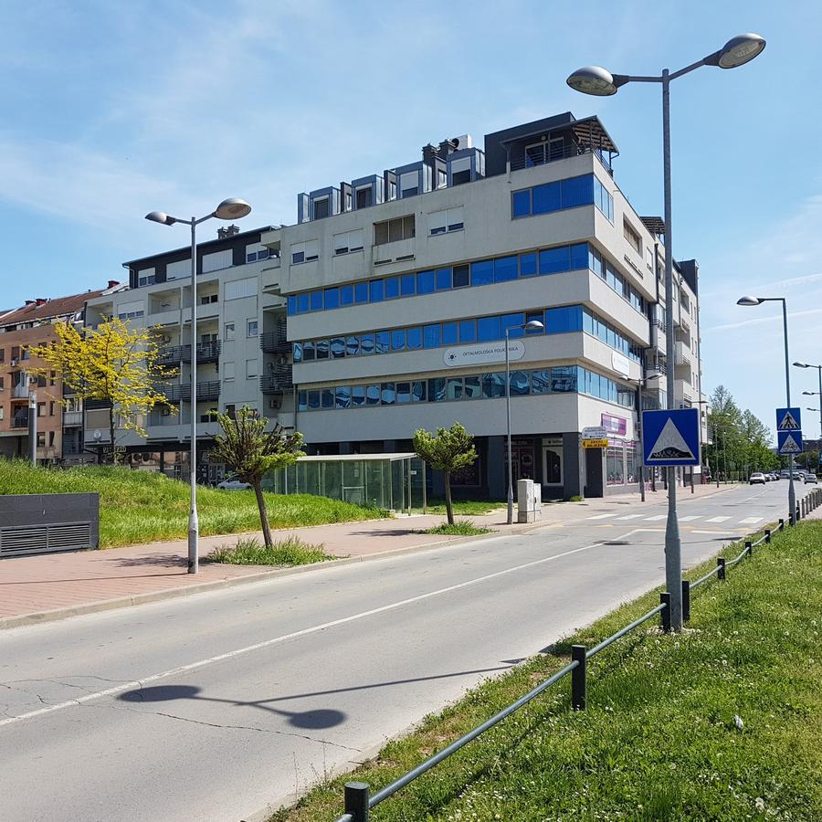 Apartment Viktor,Parking Osijek Eksteriør billede